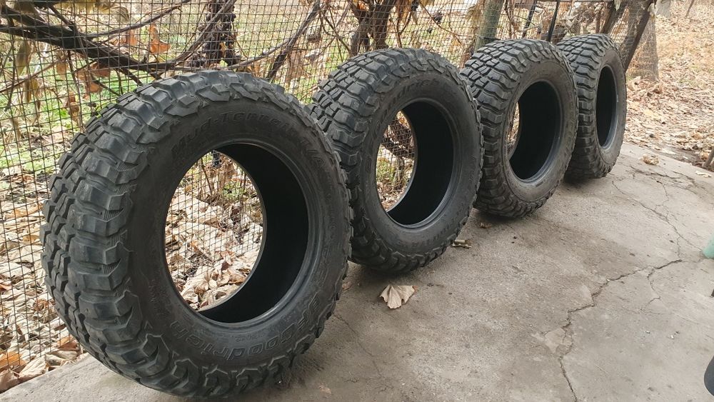 BF GOODRICH KM3 MT LT265/70 R17 121/118Q