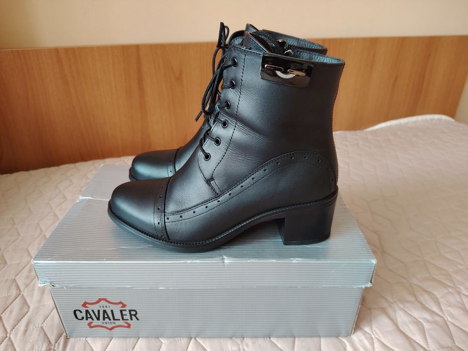Зимни дамски боти на Кавалер
