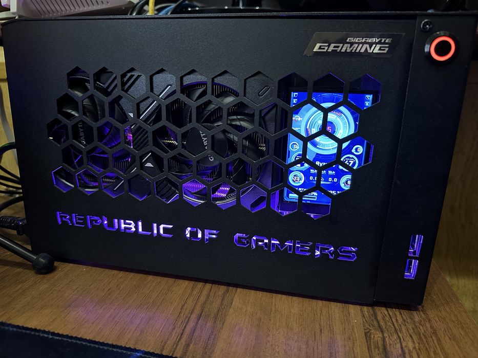 Игровой компьютер в mini itx корпусе Ryzen 7 + RTX 5060