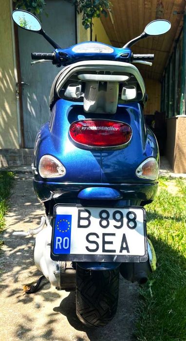 Piaggio Vespa ET4 125 -categoria B, din anul 2002
