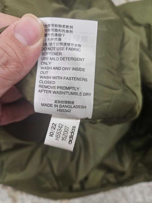 Adidas Kurtka Sotiladi Razmer 2XL