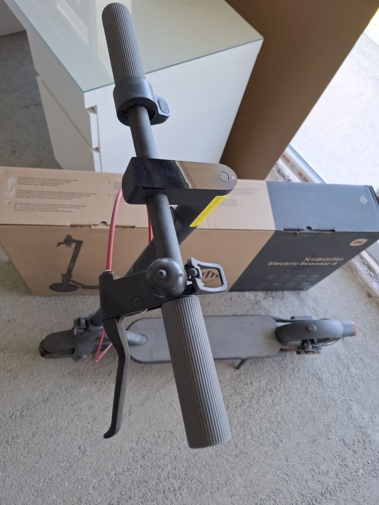 Електрически СКУТЕР XIAOMI elektrik scooter 4 EU