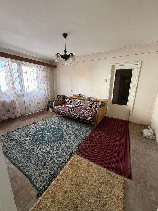 Apartament 2 camere Etaj 2/4 de vanzare