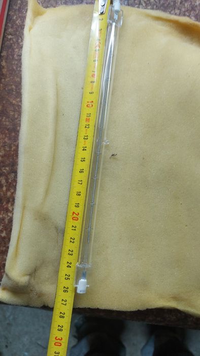 Лампи UV от дискотека 4 броя ,за авариина сигназицая 6 броя и 2 хал. л