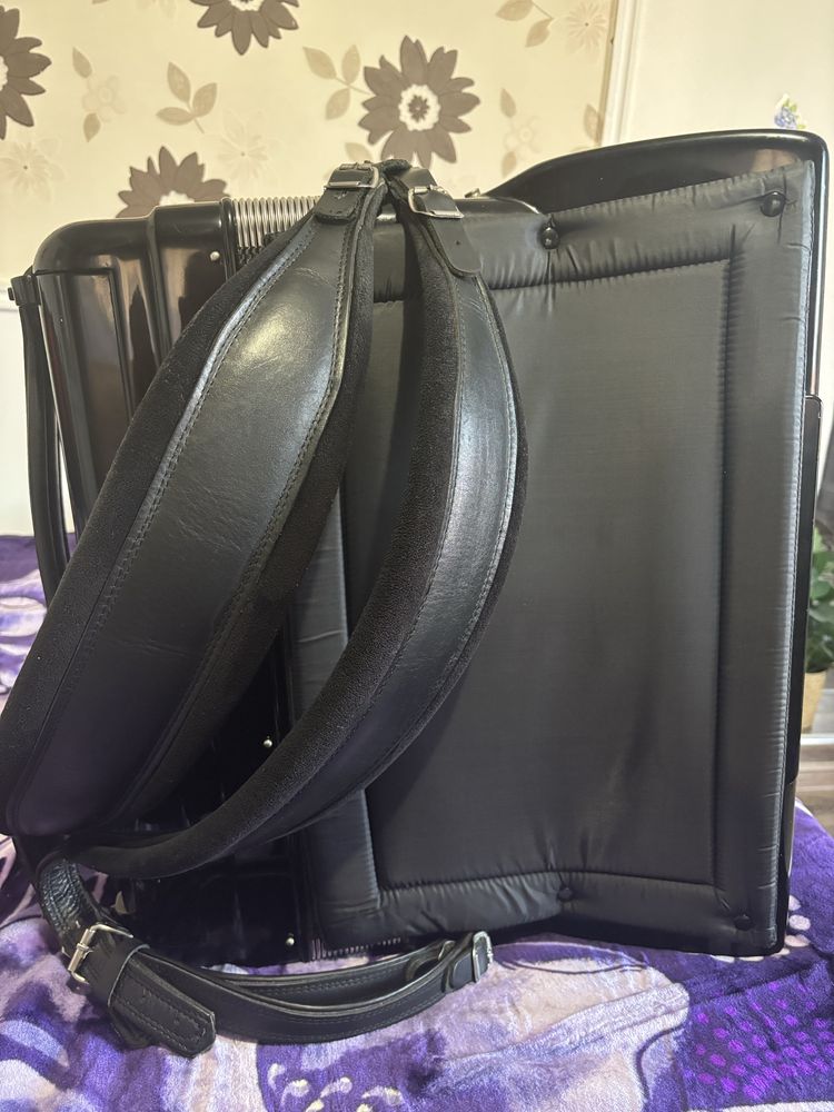 Acordeon midi ca nou