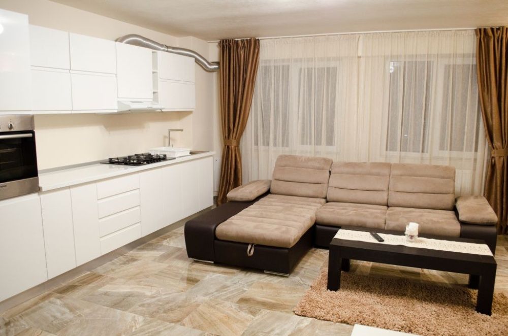 Apartament NOU de lux 3 cam. cazare regim hotelier cart. Nufarul Plaza