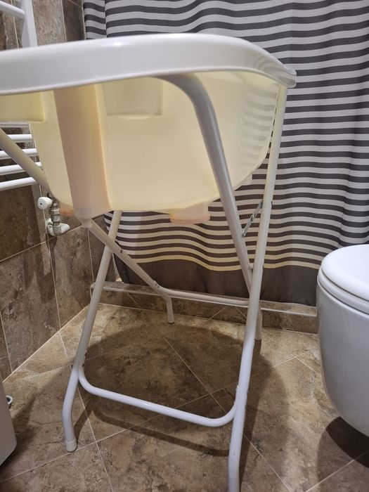 Корито със сгъваема стойка