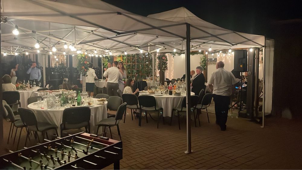 Corturi, mese, scaune pentru evenimente de inchiriat