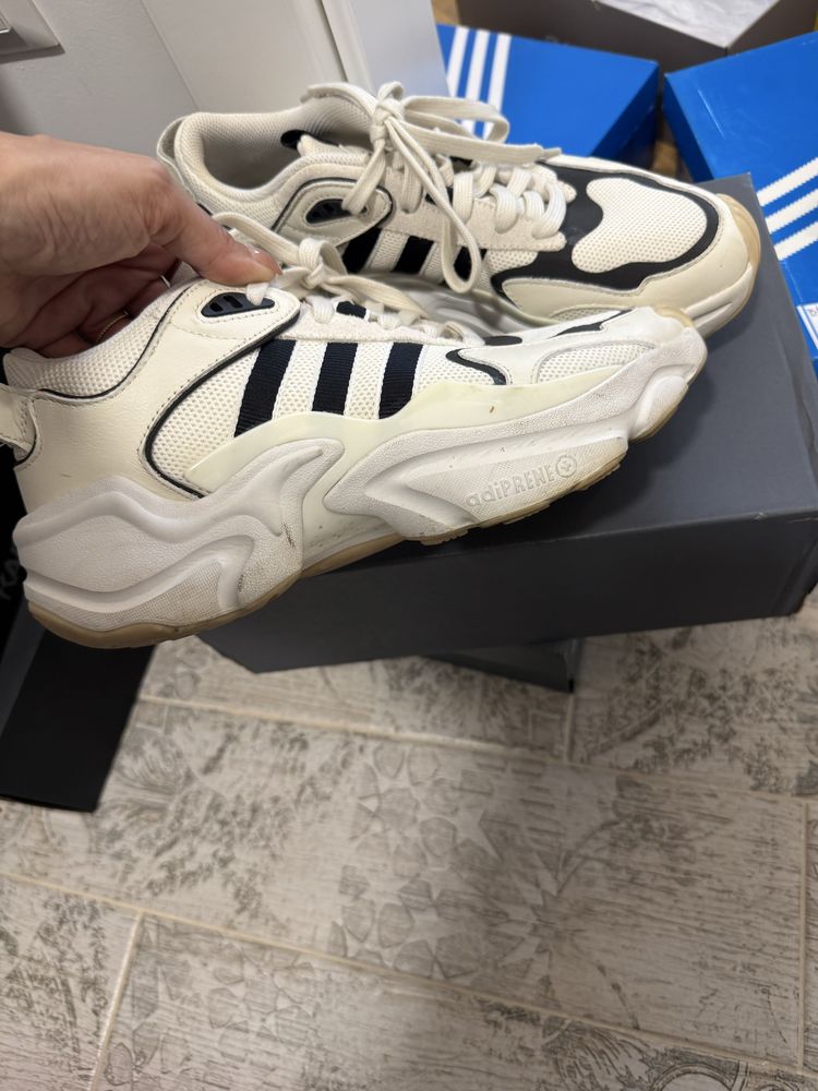Adidas дамски маратонки