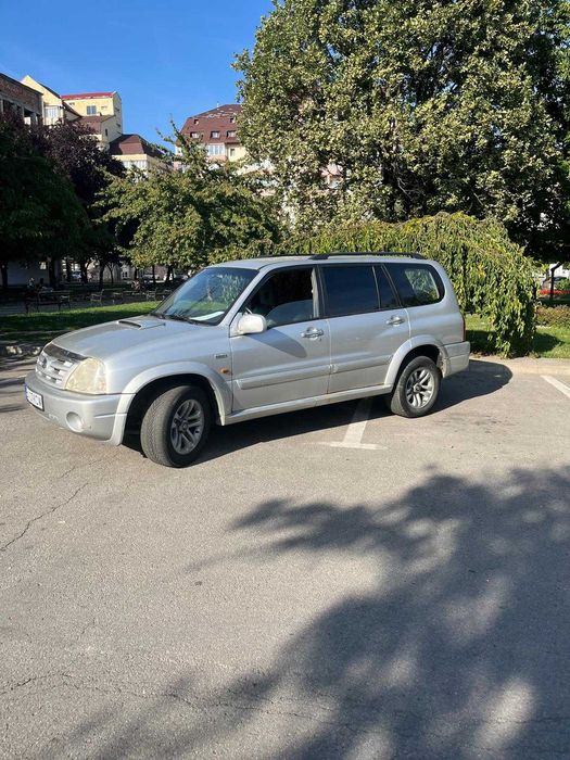 Suzuki GrandVitara XL7   4749 eur