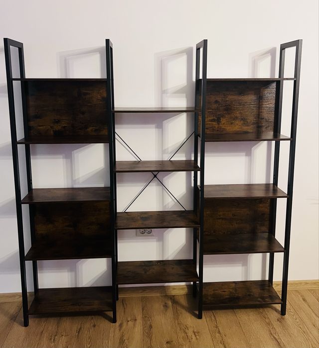 Biblioteca 14 rafturi, stil industrial