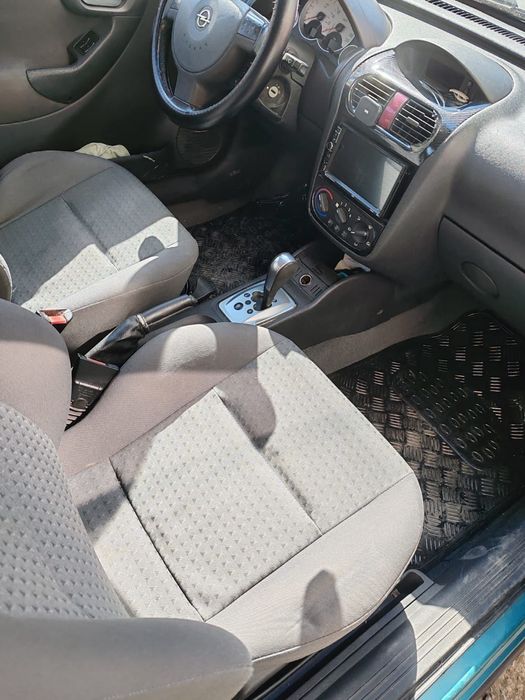 Opel Corsa C 2002 – 1.0, Cutie Semi-Automată, Nefuncțională (Problema
