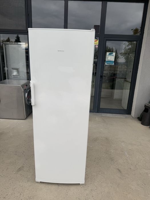 Хладилник - Охладител Bosch 170см