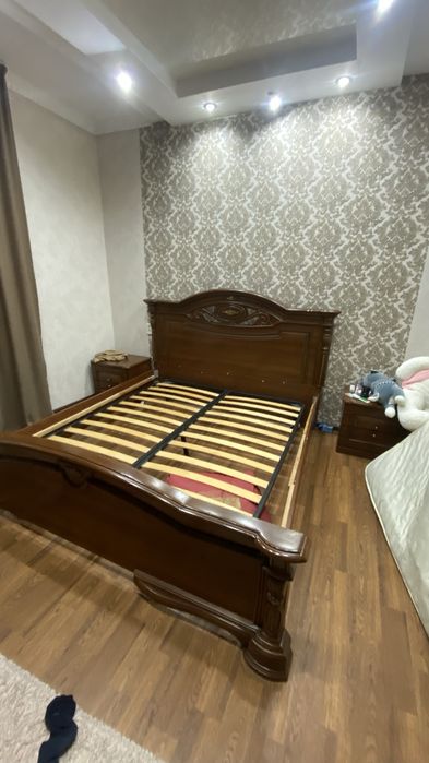 Кровать двуспальная