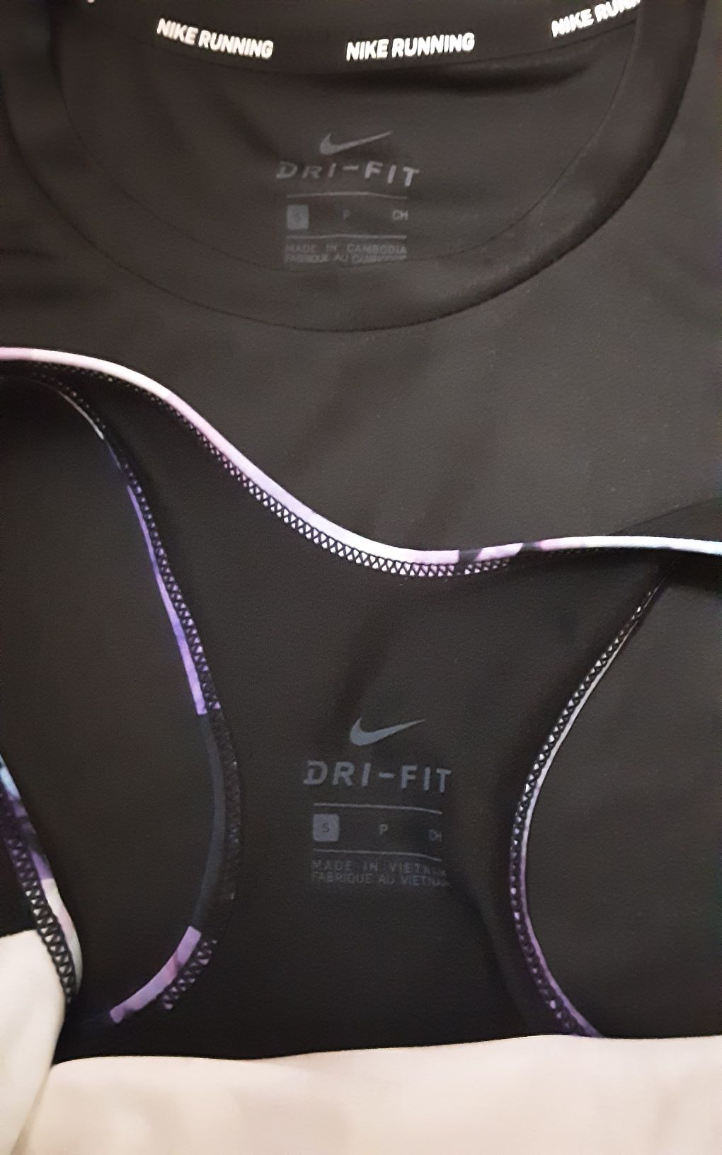 (S) NIKE PRO - NIKE оригинални клинове,потник, бюстие ,тениска