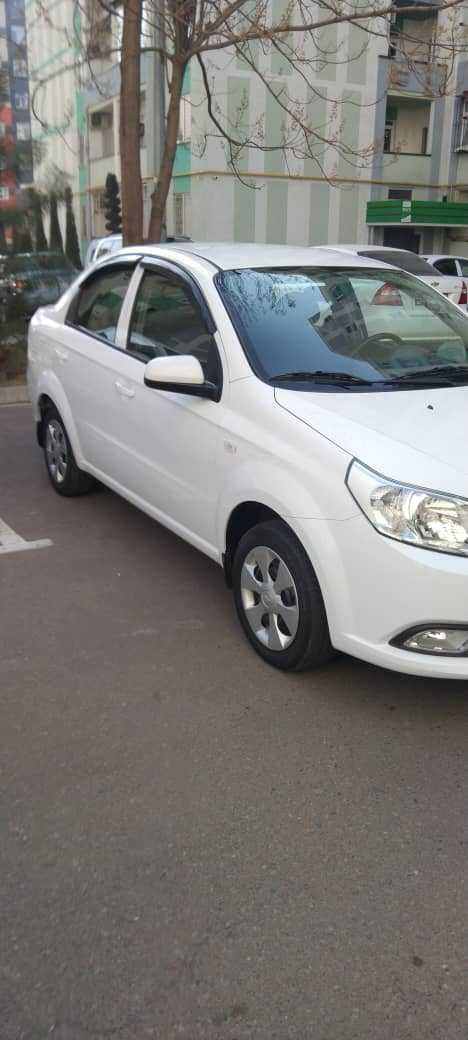 Chevrolet Nexia 3   2 позиция белая механика