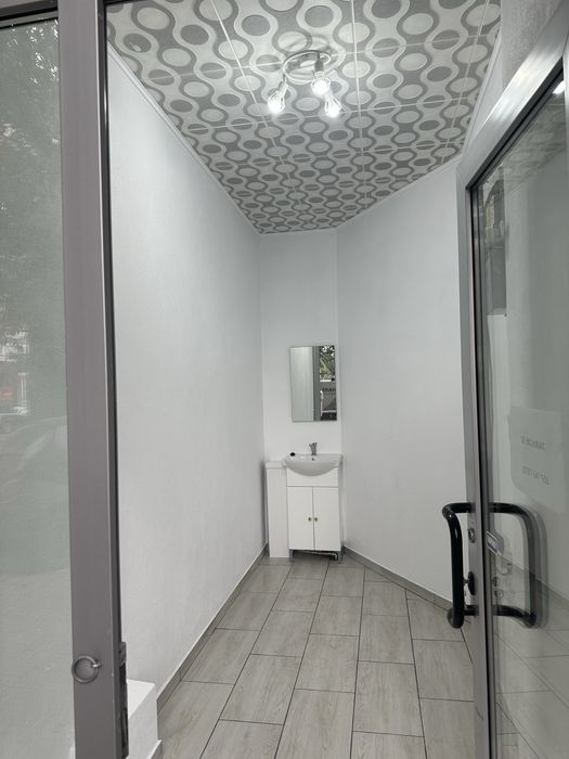 De închiriat spațiu comercial B-dul Ion Mihalache nr. 174