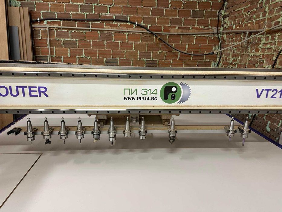 Продава се CNC машина