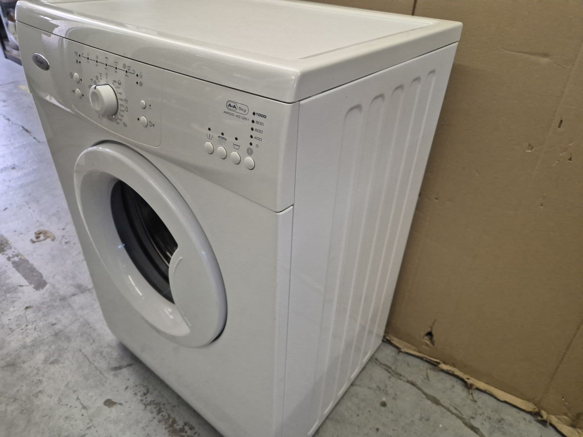 Mașina de spălat Whirlpool 5 kg 1000 rotatii A+ AWO/D 431251