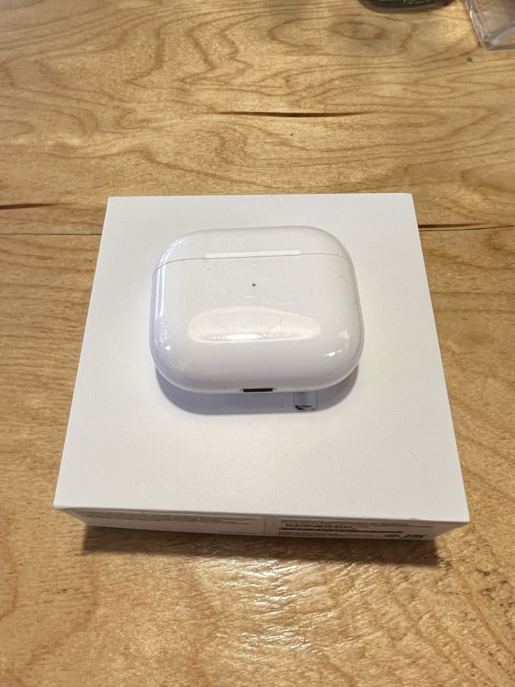 AirPods 3 — отличное состояние, выгодная цена!