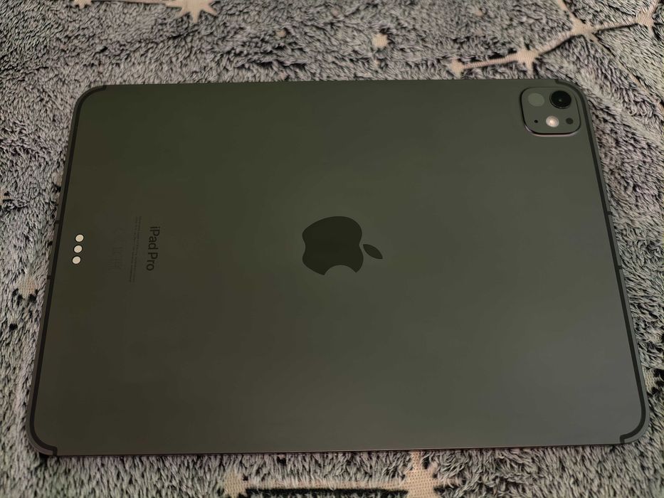 iPad Pro M4 11 (2024) 512GB eSIM/Cellular като нов, гаранция, Сив