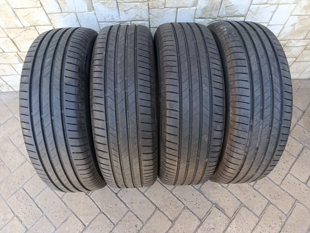 Летни гуми Bridgestone 215/65/17 Turanza dot 4022