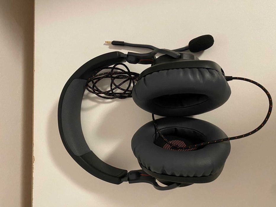 Casti Gaming JBL Quantum 100, Multiplatforma, 3.5mm, Microfon, Negru