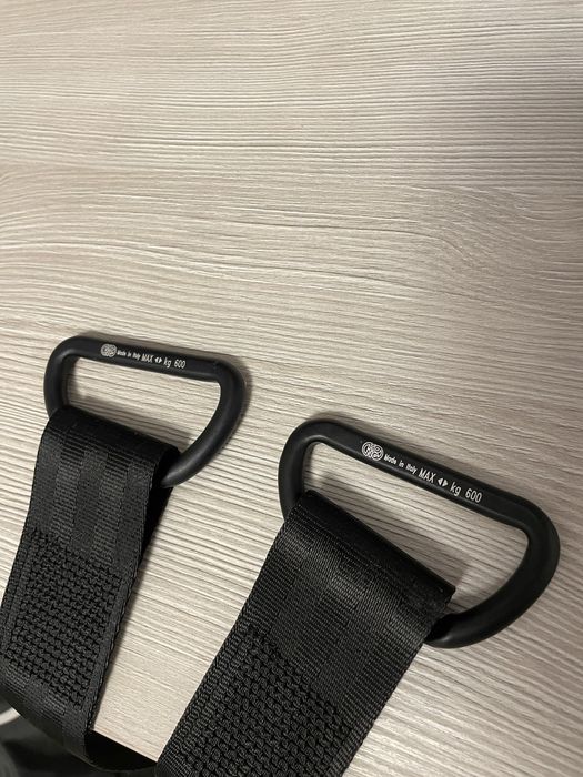 Husă schiuri Audi încastrabilă în bancheta