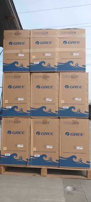 Aparat AC Gree Bora A4 Silver 12000 BTU KIT INCLUS