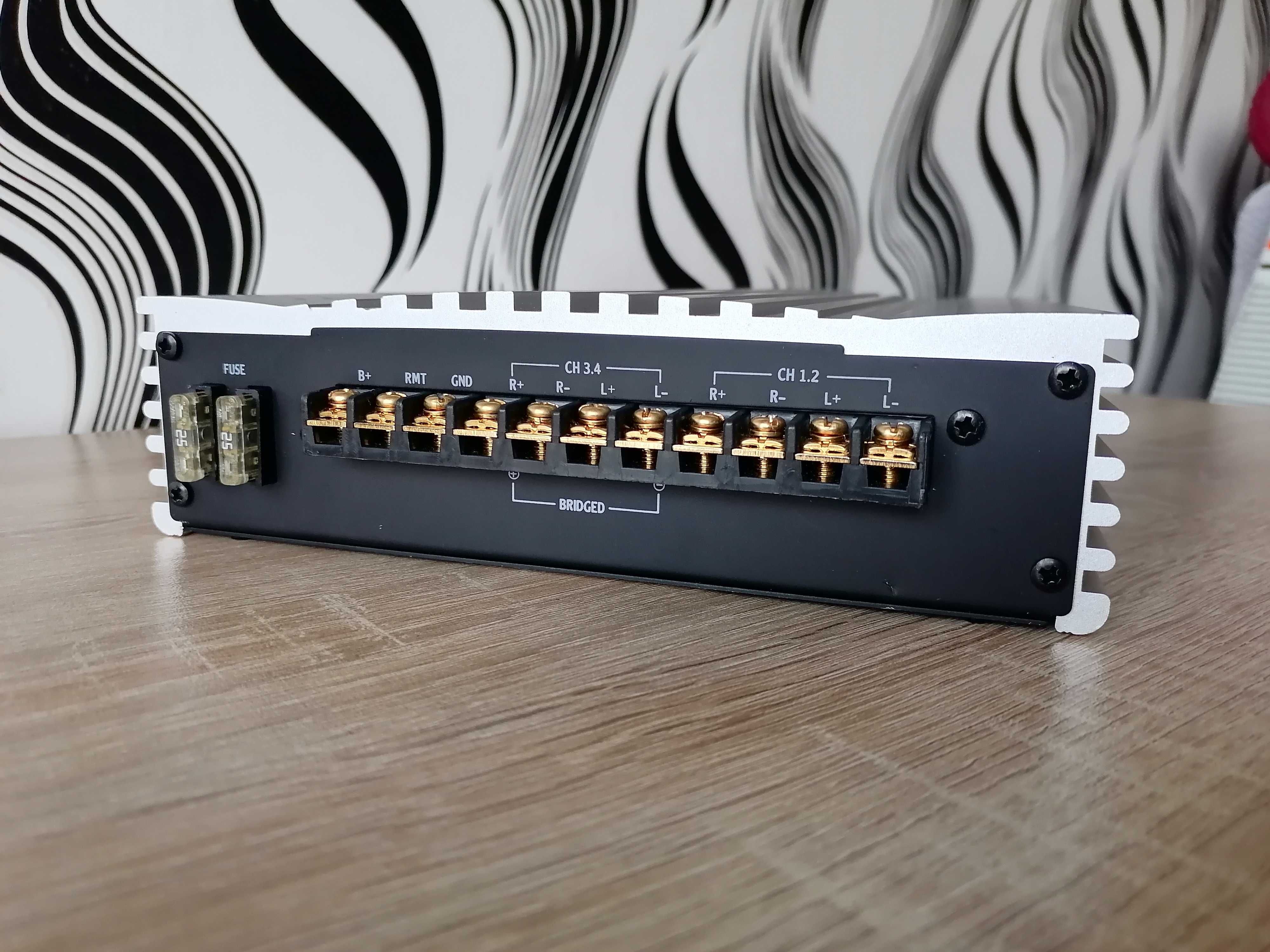 Усилвател VOX XQ-140