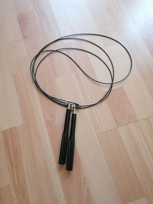 Въже за скачане - speed rope