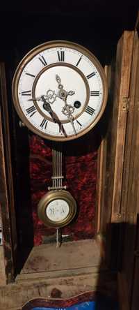 Vind ceas vechi in stare de funcționare ,peste 100 de ani