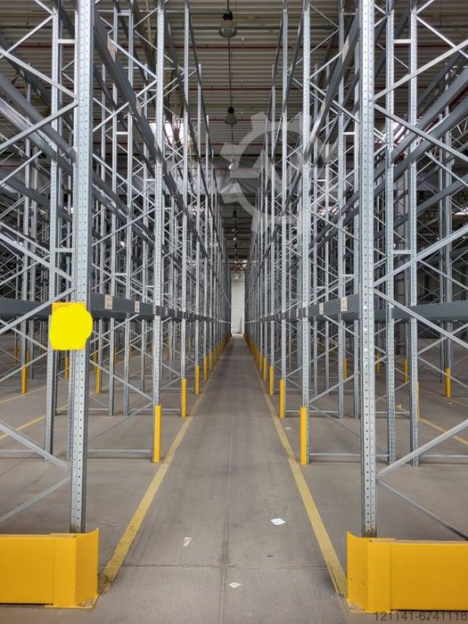 Rafturi metalice industriale