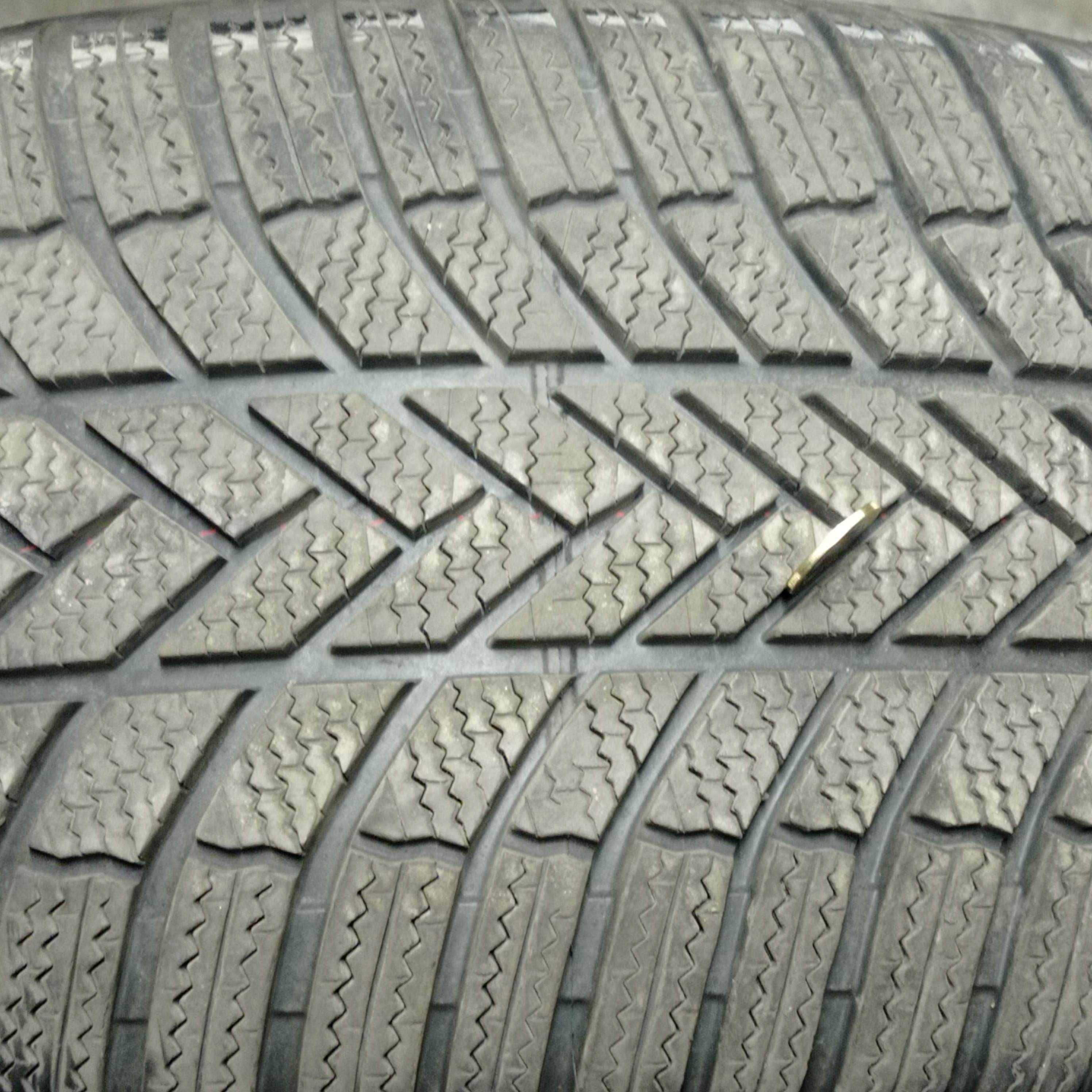 Зимни гуми за Mercedes G - AMG BRIDGESTONE BLIZZAK LM-005 265/55 R19