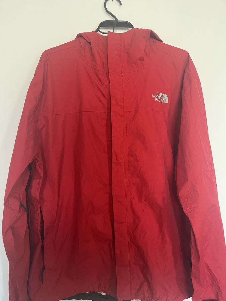 Оригинално яке The North Face, тип ветровка