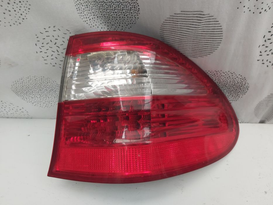 Стоп мерцедес W211 комби Mercedes W211