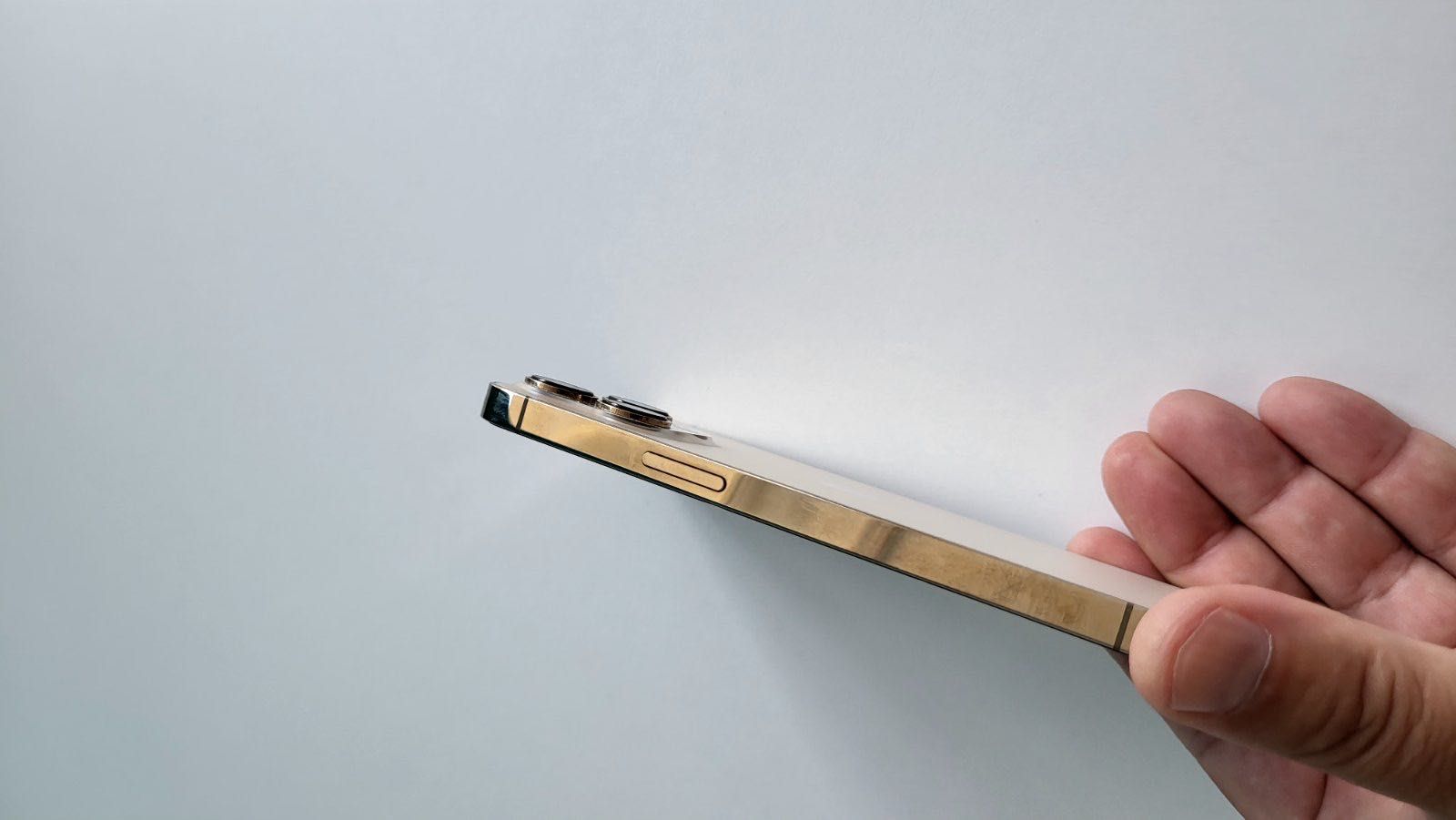 iPhone 13 PRO Gold