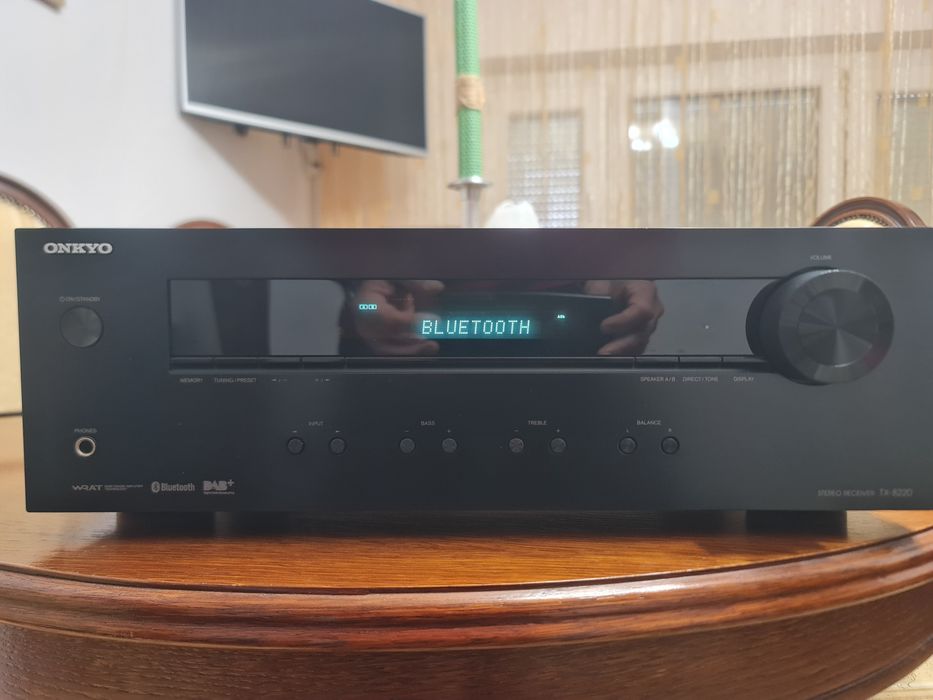 Vand receiver Onkyo TX-8220