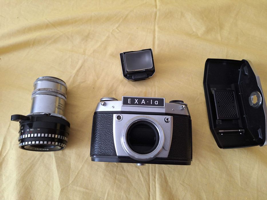 Aparat foto vechi EXA 1a IHAGEE DDR din DRESDA CU INEL MACRO