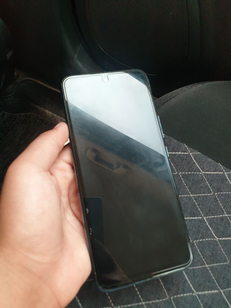 Infinix hot 20 play