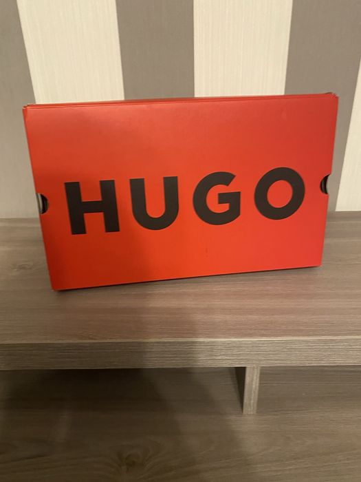 Adidasi Hugo originali in cutie