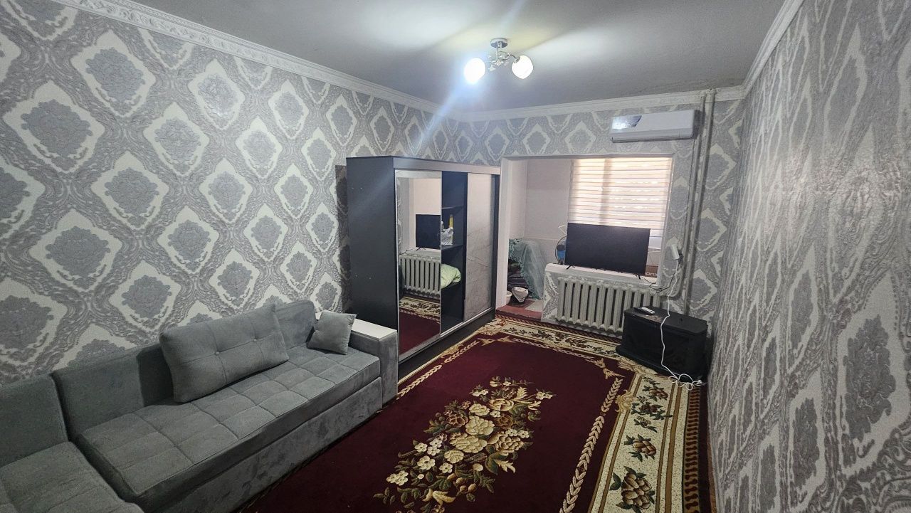 Яккасарой Кушбеги 2/1/5 Оила загс расмдагидек 
2/2/2  400$ 
Hamma nars