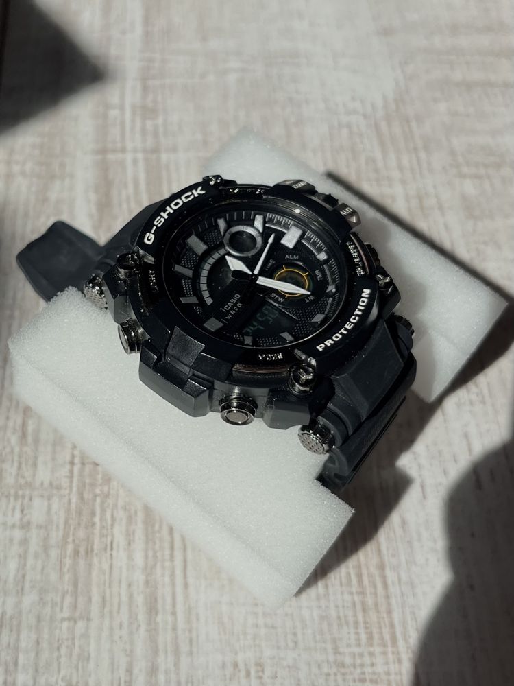 Часовник G-Shock