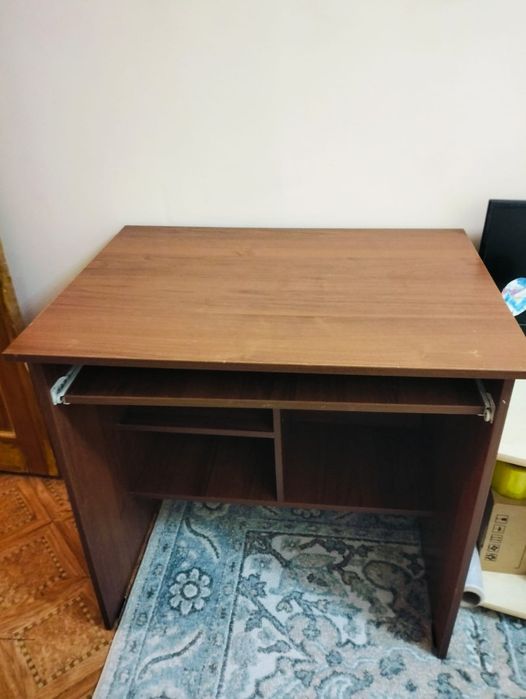 Письменный детский стол