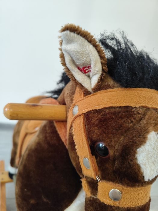 Balansoar calut cu sunete