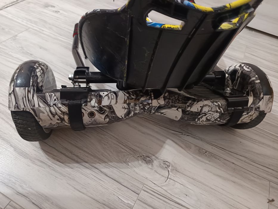 Hoverboard cu scaun