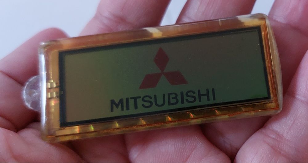 Брелок для авто митсубиси