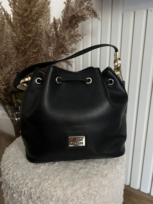 Дамска чанта тип торба на Moschino