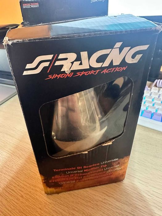 Висококачестен универсален накрайник за автомобили SimoniRacing