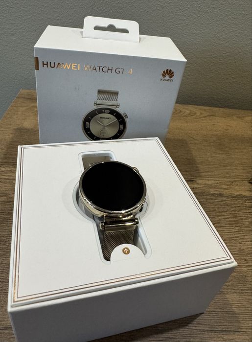 Smart часовник Huawei GT 4